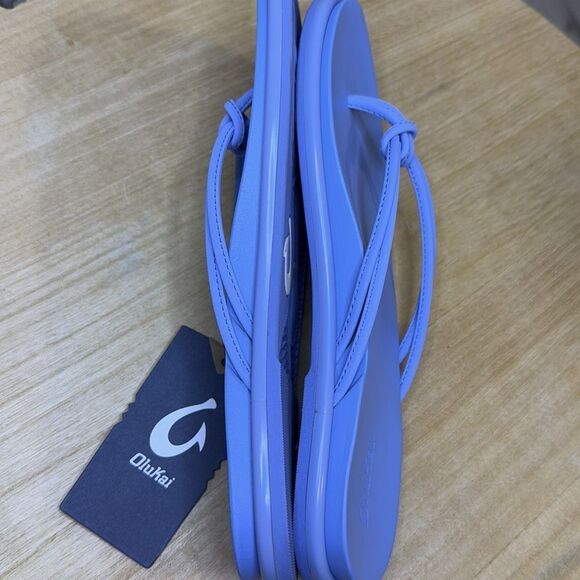 NWT- Olukai- Paki Women's Flip Flops, Cloud Blue/Cloud- women size 9 - Picture 9 of 11